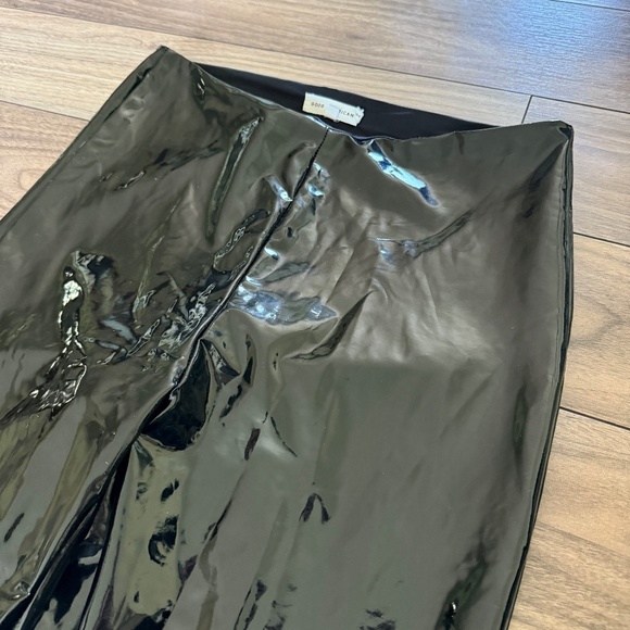 Good American Liquid Leather Vinyl Leggings | Black | Size 3 - Picture 3 of 6